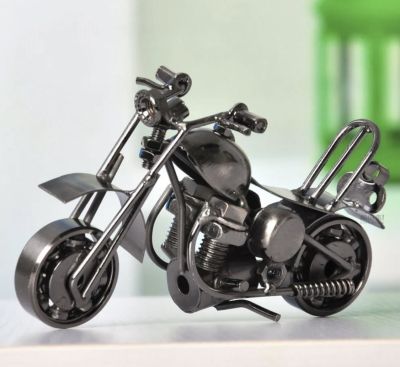 Harley Davidson ретро мотор с атрактивен дизайн от метални части сувенир