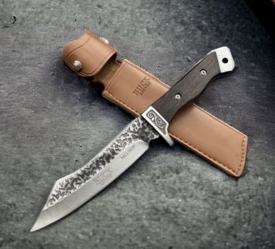 Компактен ловен нож BUCK ORIENT с дървена дръжка и кожена кания – 30 см