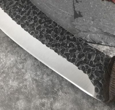 Ловен нож за дране и обезкостяване с дървена дръжка и кожена кания