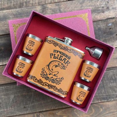 Мъжки Подаръчен Комплект Jack Daniels: Метален Пистолет Запалка, 2 Чаши и Фуния